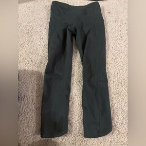 Gaiam Cropped yoga pants hunter green size XS excellent